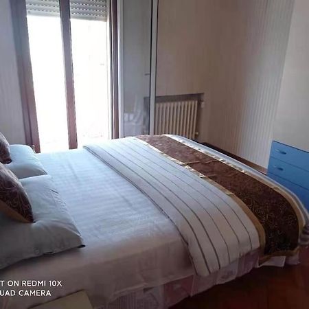 Linda'S Apparment Rooms Mestre Luaran gambar